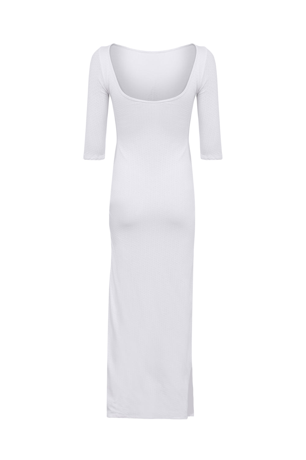 Robe longue écru en coton pointelle avec fente perlée sur la cuisse – manches 3/4, coupe fluide et féminine, fabriquée en France